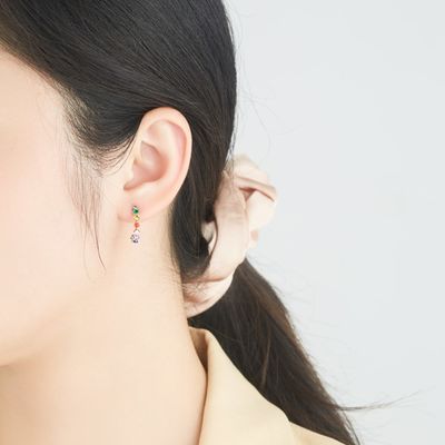 S925 0.6in 1.4g 레인보우 스터드 귀걸이 5A 스털링 실버 중간 크기 후프 귀걸이